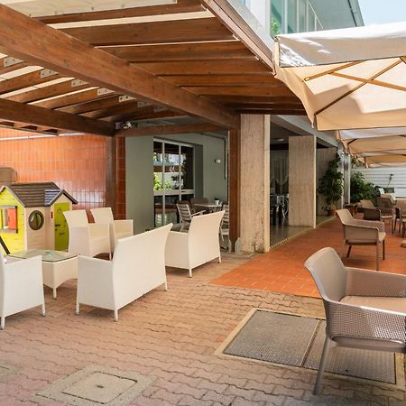 Hotel Ondina E Milazzo แชร์เวีย ภายนอก รูปภาพ