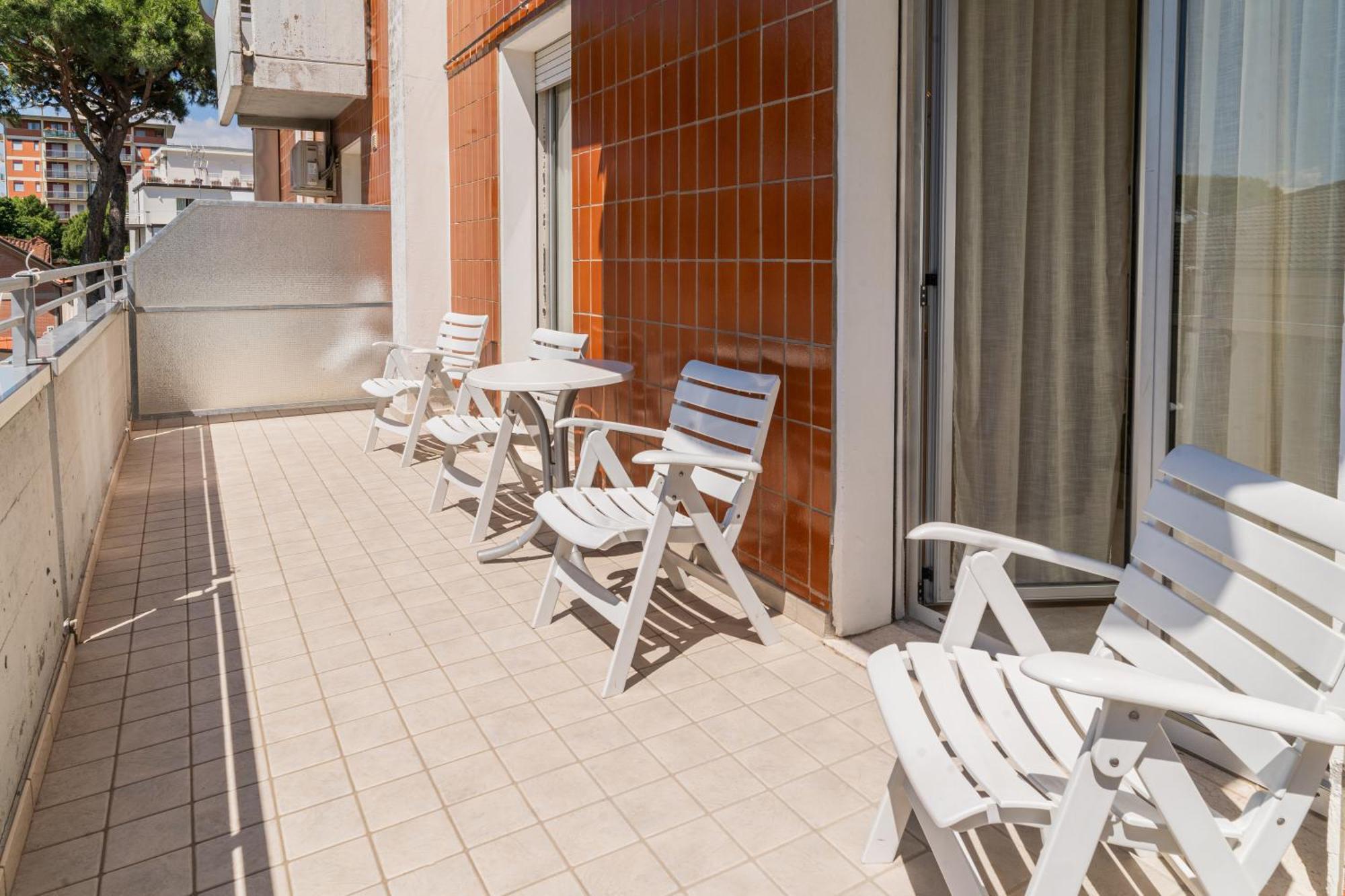 Hotel Ondina E Milazzo แชร์เวีย ภายนอก รูปภาพ