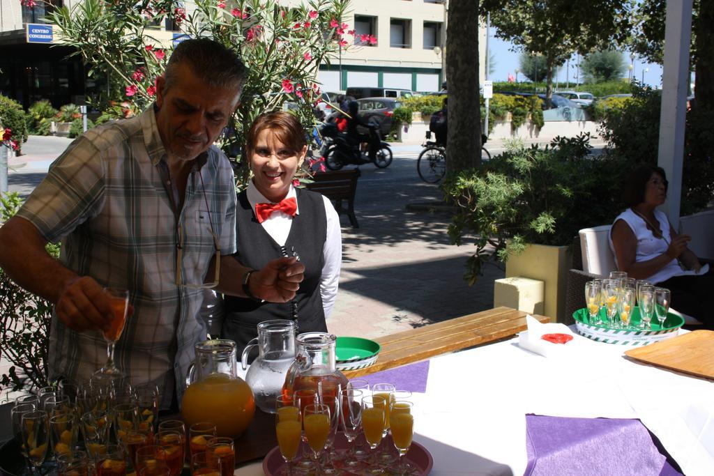 Hotel Ondina E Milazzo แชร์เวีย ภายนอก รูปภาพ