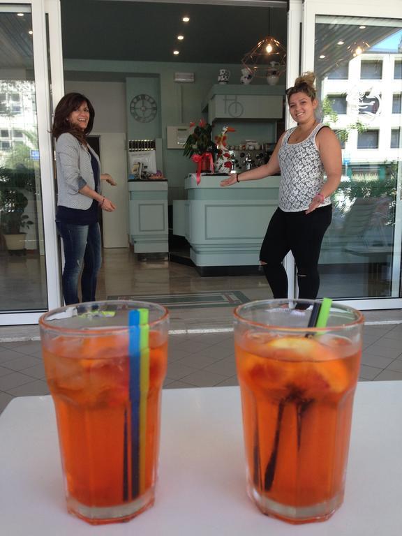 Hotel Ondina E Milazzo แชร์เวีย ภายนอก รูปภาพ